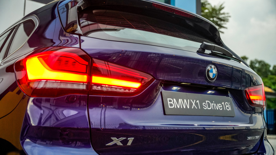 bmw_x1_sdrive18i_49.jpg