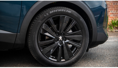 peugeot_3008_gt_sport_78.jpg