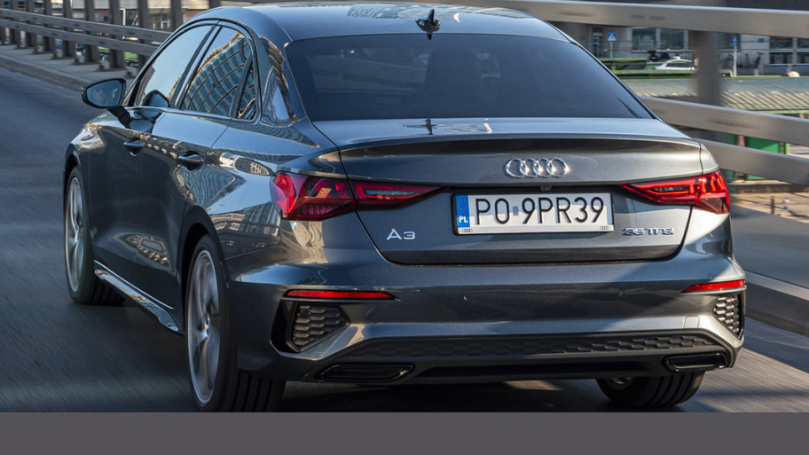 audi_a3_sedan_35_tfsi_s_line_8_03b60257049b0346.jpg