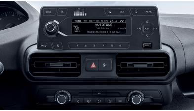 peugeot-partner-van (3).png