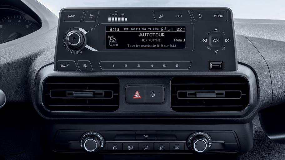 peugeot-partner-van (3).png