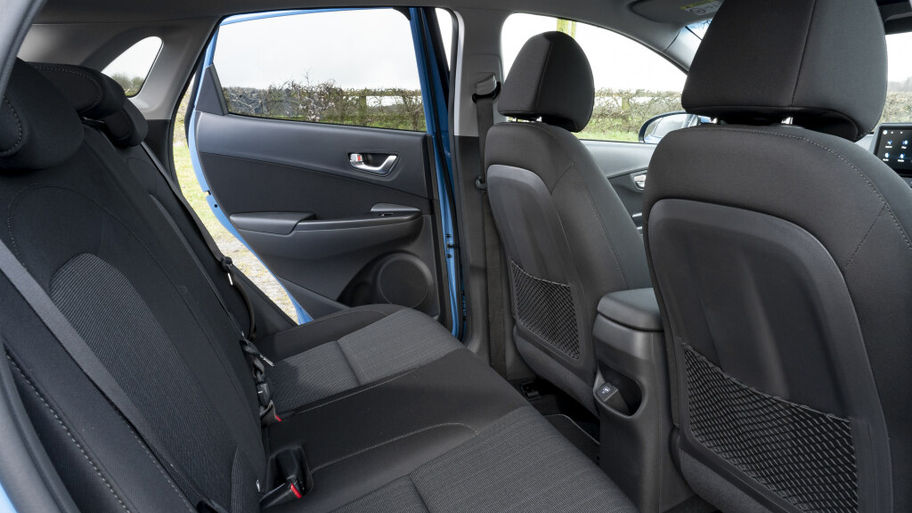 hyundai_kona_hybrid_741.jpg