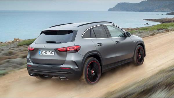 mercedes-gla (5).jpg