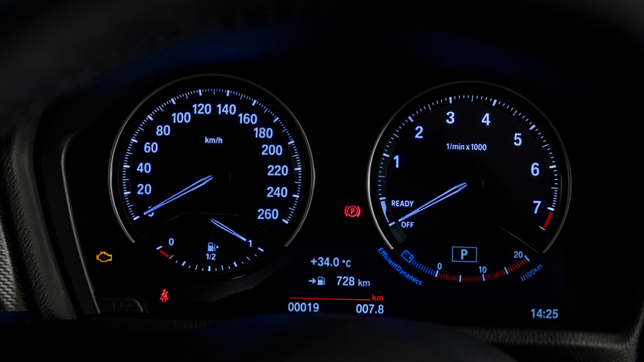 bmw_x1_sdrive20i_m_sport_25_anos_827.jpg