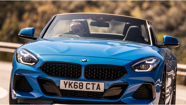 bmw_z4_sdrive20i_m_sport_713_027d01a010d50c9c.jpg