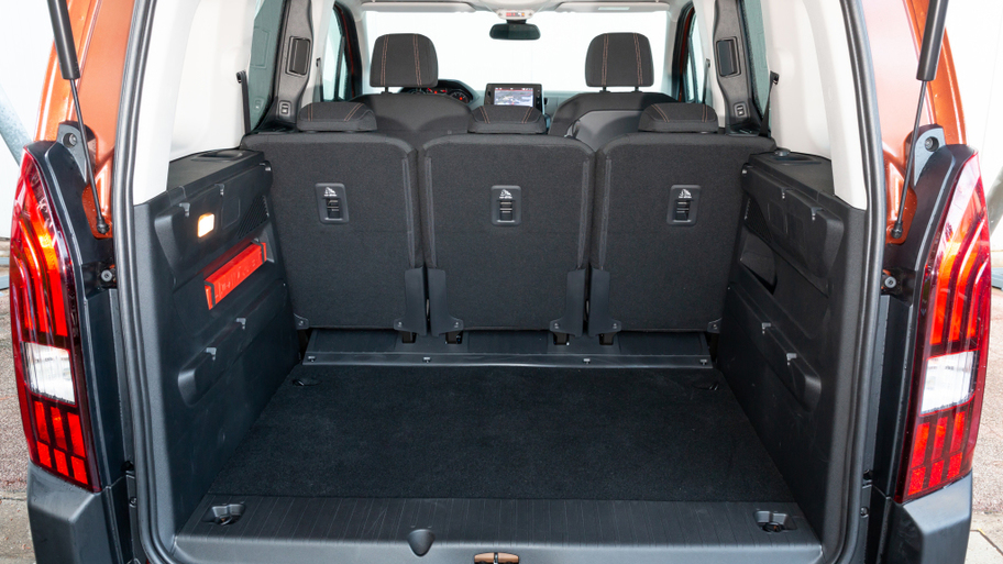 peugeot_rifter_gt_line_66.jpg