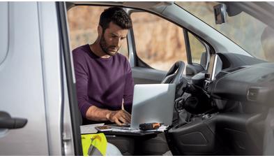 peugeot-partner-van (2).png