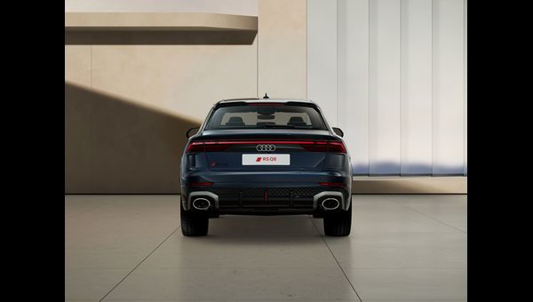 Audi RSQ8