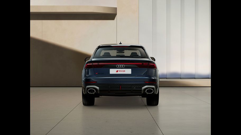 Audi RSQ8