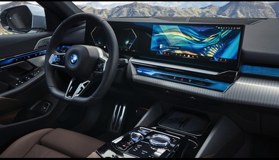 BMW i5 Sedan