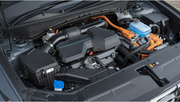 hyundai_tucson_hybrid_493.jpg
