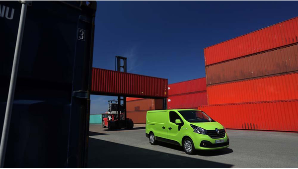 renault-trafic-panelvan (3).jpg