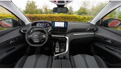 peugeot_5008_97.jpg