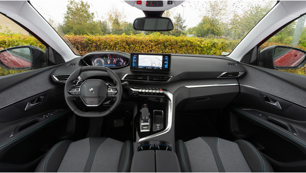 peugeot_5008_97.jpg