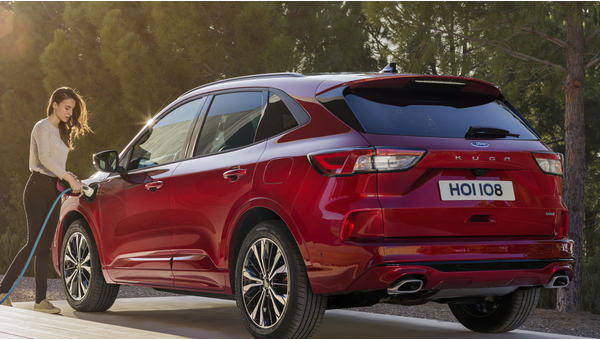 ford_kuga_plug-in_hybrid_st-line_3_0586016908dc05ee.jpg