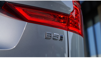 volvo_xc60_b5_awd_r-design_7.jpg