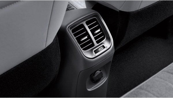 hyundai_grand_i10_44.jpg