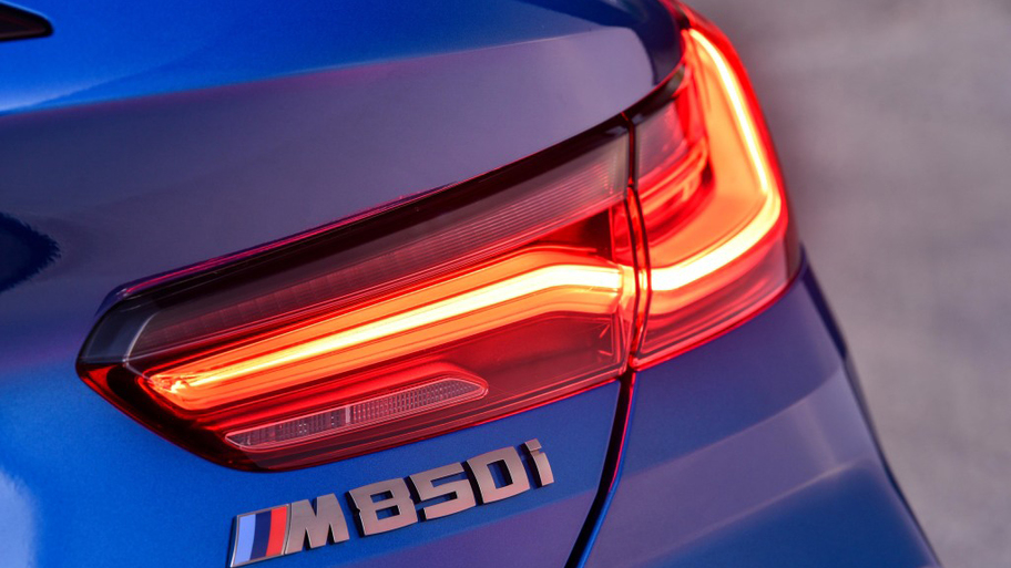 bmw_m850i_xdrive_cabrio_12.jpg