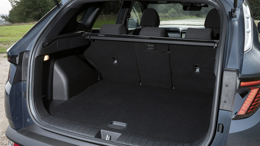 hyundai_tucson_hybrid_469.jpg