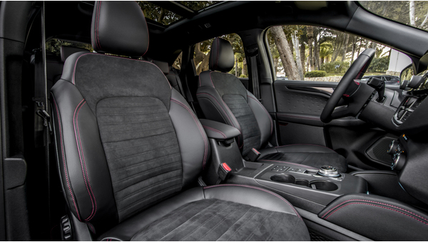 ford_kuga_st-line_x_plug-in_hybrid_8.jpg