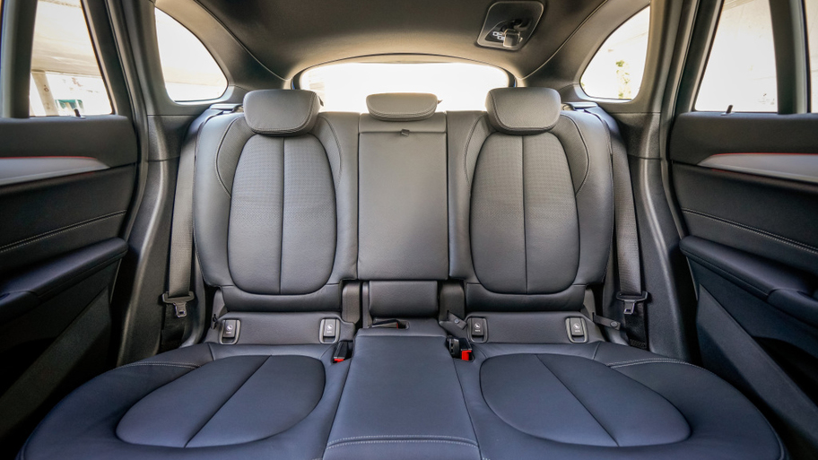 bmw_x1_sdrive20i_m_sport_21.jpg