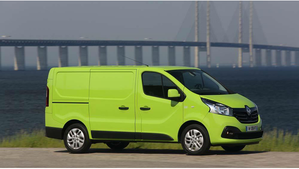 renault-trafic-panelvan (6).jpg
