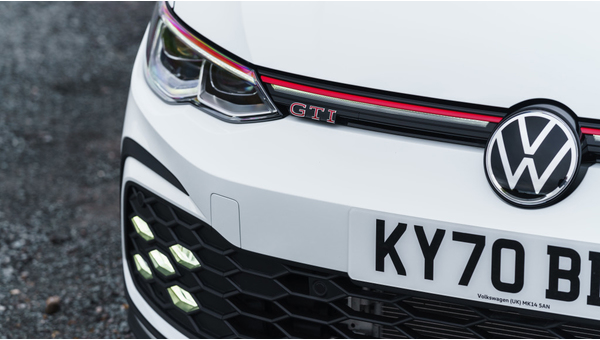 volkswagen_golf_gti_31.jpg