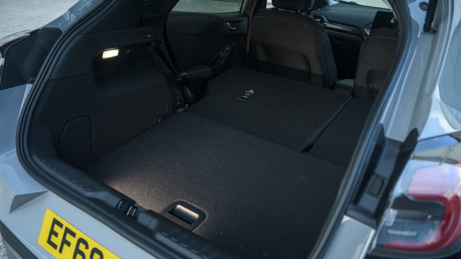 ford_puma_titanium_85.jpg