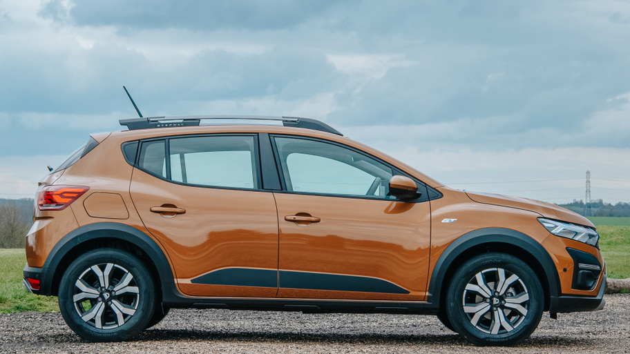 dacia_sandero_stepway_668_05f8036a0bd80817.jpg