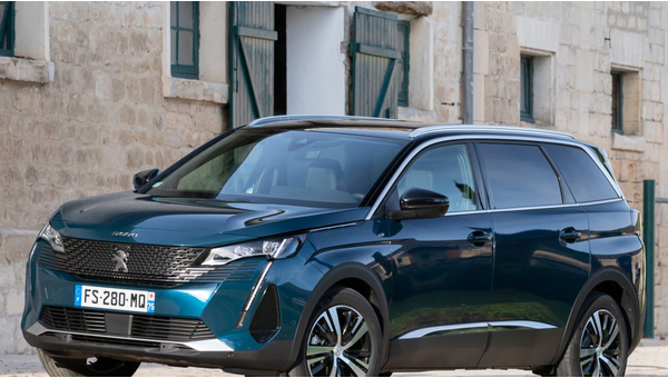 peugeot_5008_gt_95_01b4031507be05bb.jpg