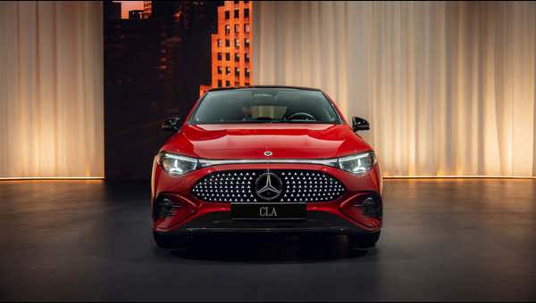 Mercedes-Benz CLA Serisi Sedan